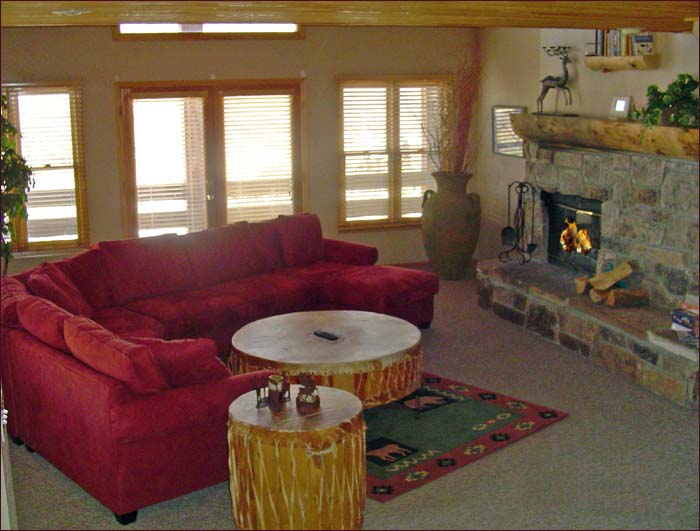 Large Park City 4 bedroom vacation rental on the mountainside.
